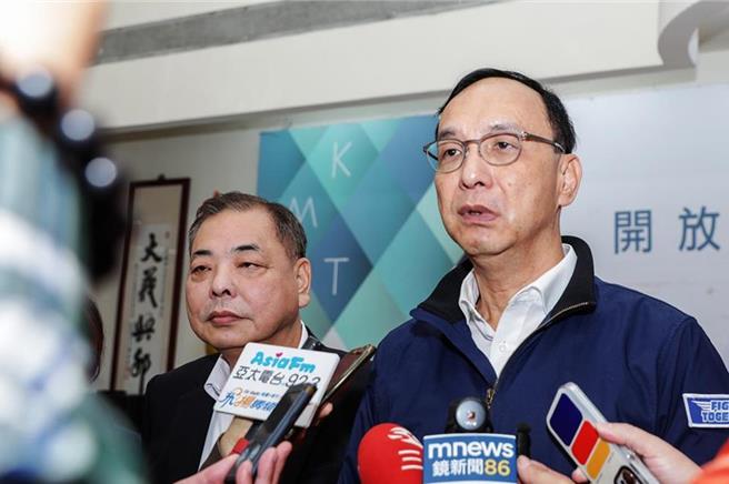 国民党主席朱立伦（右）。（资料照片）