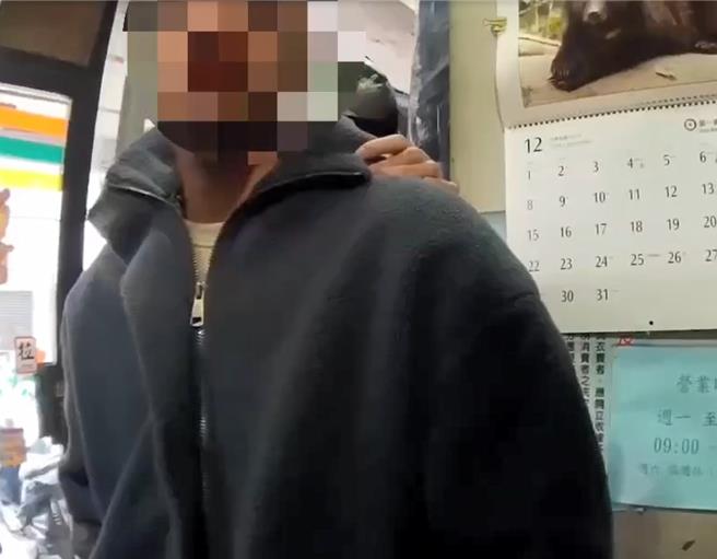 警方逮捕19岁林姓车手。（警方提供）