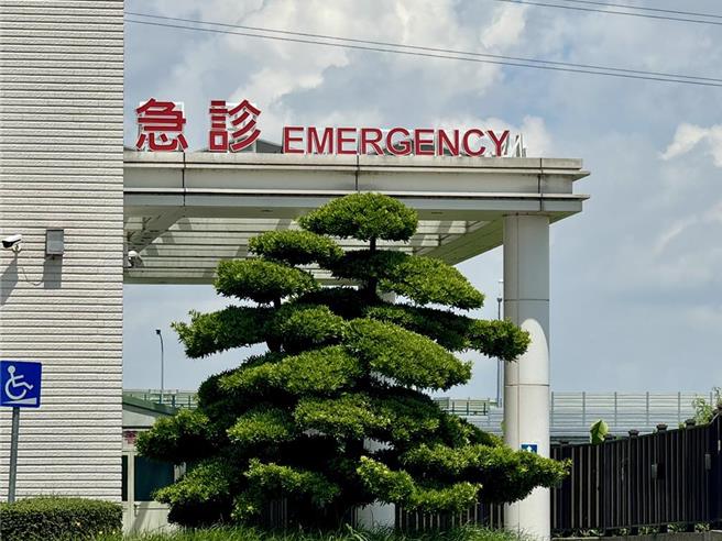 台中市某科技大学四年级蒋姓学生2日深夜11时多被发现倒卧浴室，无生命迹象，经送医抢救仍不治。（本报资料照片）