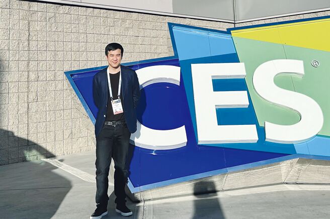 新光保全董事长吴昕东率队赴美CES观展取经，掌握AI应用脉动。图／新光保全提供