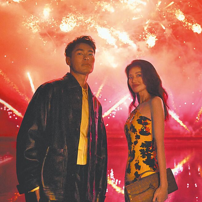 楊祐寧、舒淇一同登上Bottega Veneta新春系列形象廣告。（Bottega Veneta提供）