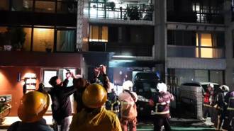 北市廣告公司凌晨火警！濃煙蔓延巷弄、樓上 住戶睡夢中驚醒