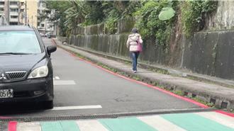 莫名出手勾國中女頸部 基隆男遭逮辯稱「在跟她玩」