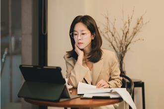 超帥單親爸復職請育嬰假 「反正你玩這麼久」慘遭長官霸凌