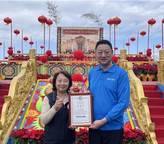 移民署與慈惠堂歲末送暖  印尼5寶媽哽咽感謝