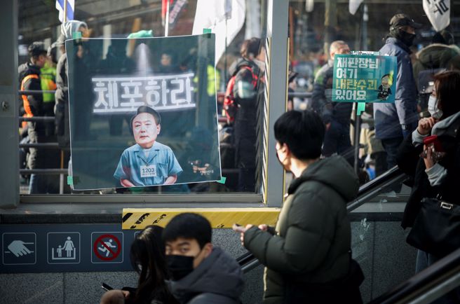 据南韩高层公职人员反腐调查处表示，调查人员于1月3日未能成功执行对尹锡悦的逮捕令。（图／路透）