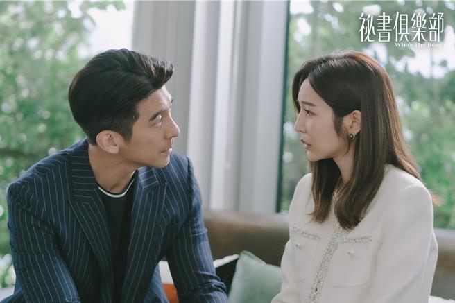 修杰楷（左）表面上幫助曾莞婷接下大案，實則利用她為自己謀取非法利益。（TVBS提供）