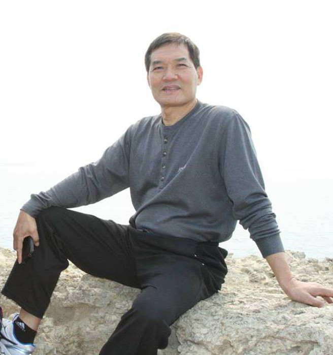 高雄市警局前法制室主任柯玉锟，友人均称他为「登山高手」，云峰主峰也是他攀登的第一百座山。（中时资料照）