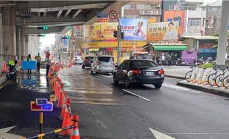 高雄岡山4日大停水 捷運站前卻淹水 當地民眾兩樣情