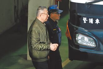 徐和謙專欄》柯案中久違的暗香