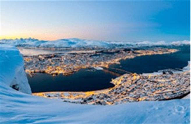 挪威「特罗姆瑟」被誉为体验极光和永昼现象的首选目的地之一，是前进北极圈的梦想圣地 。(Booking.com提供)