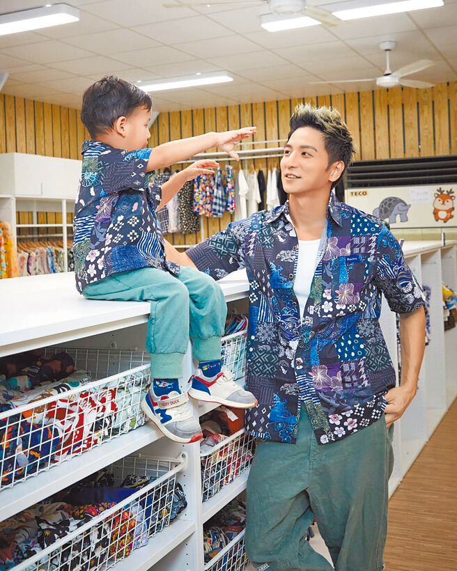 小煜過去常給人浪子形象，如今是個稱職的奶爸。（摘自小煜臉書）