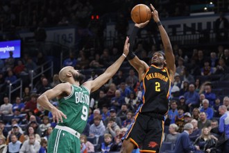 NBA》杰伦布朗下半场「消失」 雷霆宰掉绿军摘15连胜