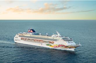 高雄港迎郵輪熱潮！8航次接力靠港 帶近2萬觀光人潮