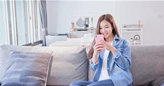 出國免煩惱！銀、保、電信合作 用戶申請漫遊順便買旅平險