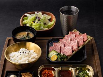 烧肉迎新年祭和牛无限吃 证件中2码爽嗑顶级海鲜