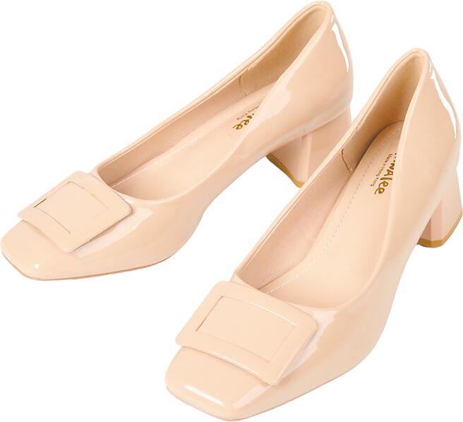 宏匯广场Annalee纯色方框裸漆粗跟鞋，特价2190元。（宏匯广场提供）