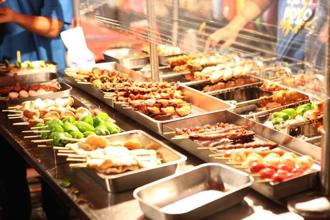 逛夜市不撲空！台南「大尖武花大花花」口訣快筆記