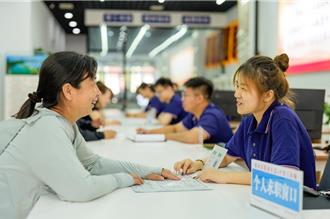 異地就業福音！陸取消就業地參保戶籍限制 促統一大市場