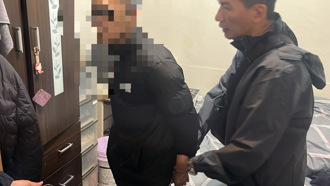 詐團洗腦可賺3億！高雄婦「聯手哥哥騙警察」  5627萬全飛了