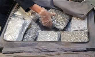 小吃店當毒品轉運站  股東用行李夾14公斤大麻入境栽了