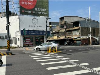 新竹「這路口」行人庇護島太突出！ 反成汽、機車殺手 