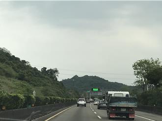 汐止五堵段路肩今起延長開放時間 紓解國道塞車壓力 