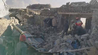 影》西藏6.8強震災區 海拔4200公尺空拍現慘況