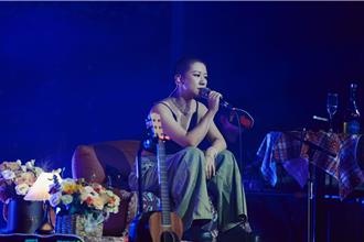 擁破億點閱！創作女聲喜迎出道10周年 宣布首來台開唱