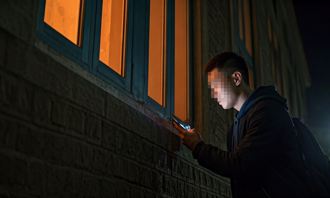 飞官营区偷窥女同事如厕 遭「停飞退训」！求翻案结果曝光