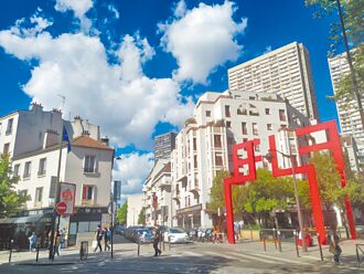 啊，巴黎 À Paris