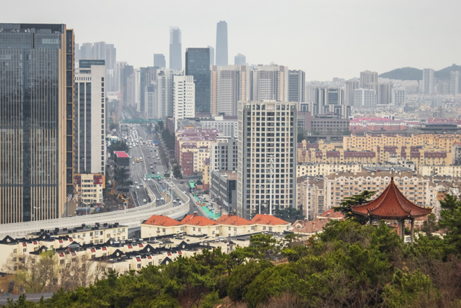 大陸青島市下周一招標發行39.17億元人民幣再融資專項債，成為大陸今年發行首筆地方債。（示意圖:shutterstock/達志）