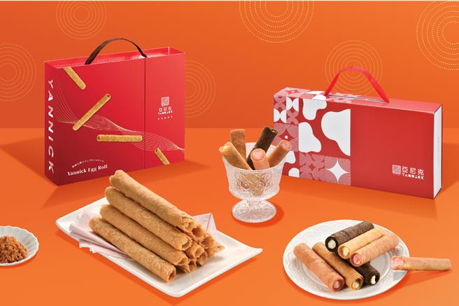 「亚尼克」春节礼盒献上「浓浓鸡蛋卷肉松礼盒」以及「生乳卷风味蛋卷综合礼盒」，2月2日前，官网限定3件888元。（图／亚尼克）