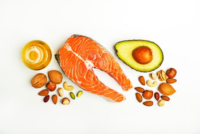 家医科医师李思贤指出，Omega-3与Omega-6在体内的比例，对健康也有着深远影响。（示意图：shutterstock／达志）