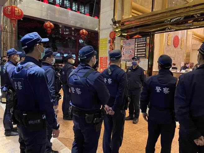 基层员警怒呛，有哪个公务员跟警消一样要全天24小时待命、各种行政协助，没事就骂警察，出事就说去找警察。(示意图，与内文无关／警方提供)