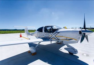 原因曝光！安捷教練機險闖佳山基地  越南籍學員「閃神」誤認