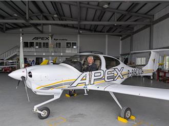 75歲夢想起飛！大同教授開飛機翱翔台東縱谷 圓飛行夢