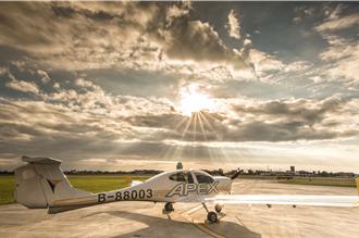 飛行學員險誤闖佳山基地 安捷航空還原始末