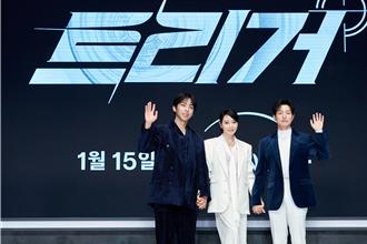 54歲金憓秀被鄭星一讚體力好 親拍動作戲跑到「跛腳」