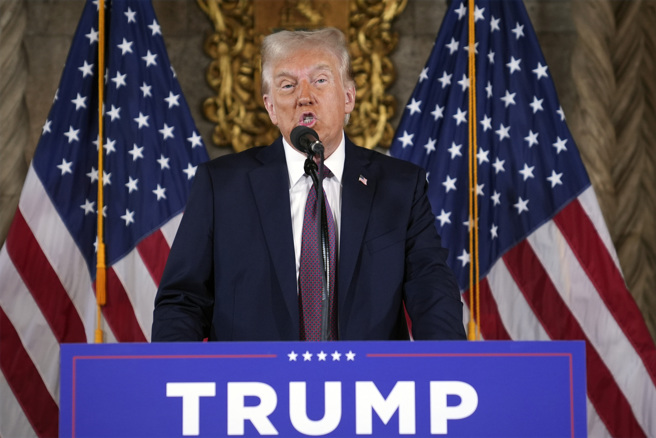 杜鲁道驳斥美加合併！ 川普秀「新美国地图」反呛。（图/美联社）