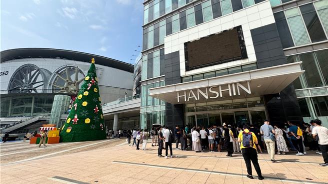 汉神巨蛋2024年营收为178.2亿元，称霸高雄百货业。（柯宗纬摄）