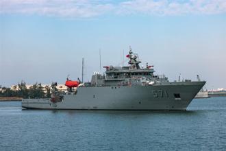 海軍最新救難「大武軍艦」首曝光   展示優異救援能力