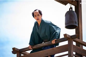 開播猛藥！橫濱流星首演大河劇最怕這事 AV女優「全裸登場」引熱議