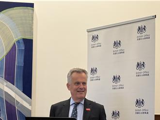 英國駐台代表鄧元翰4年任期結束  細數台英合作重要亮點