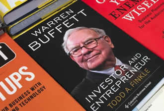 巴菲特狂囤10兆现金后 终于出手！买进这檔想扳回一城