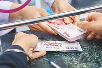 金控去年獲利 挑戰6千億新高