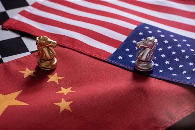 美国贸易代表办公室（USTR）当地时间8日公布《2024 年假冒和隐私恶名市场名单》，微信首从清单中移除，但今年抖音商城则被新列入。（shutterstock）