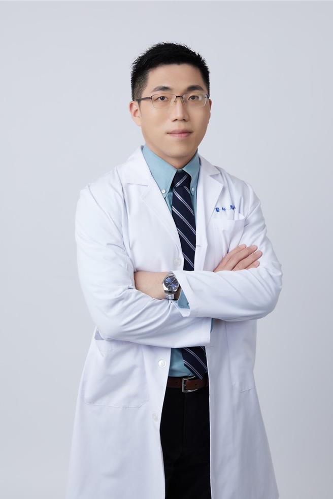 亞東醫院傳統醫學科醫師廖國帆。（亞東醫院提供）