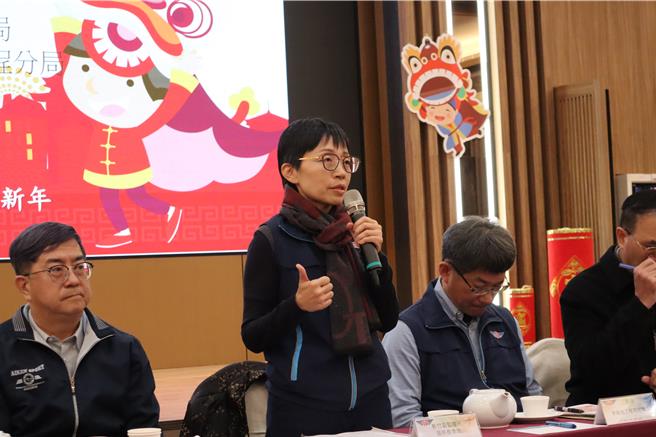 为持续鼓励民眾搭乘公共运输，春节连假期间公路局提供一系列客运优惠措施。（邱立雅摄）