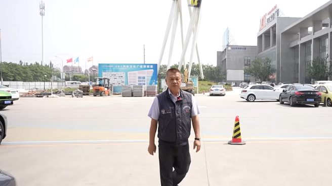 戴永清認為年輕人要多走走看看，為自己未來找尋發展機會。（圖/洛安攝）